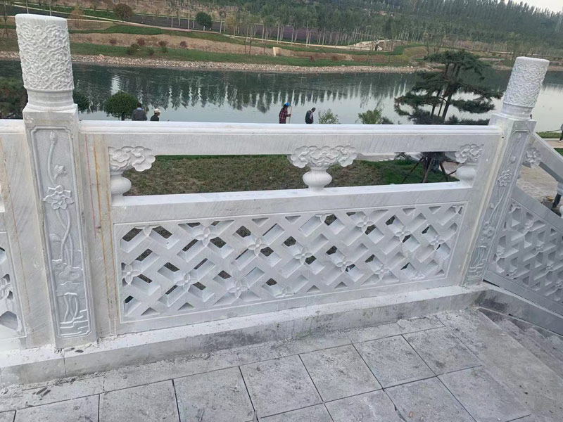  石栏杆